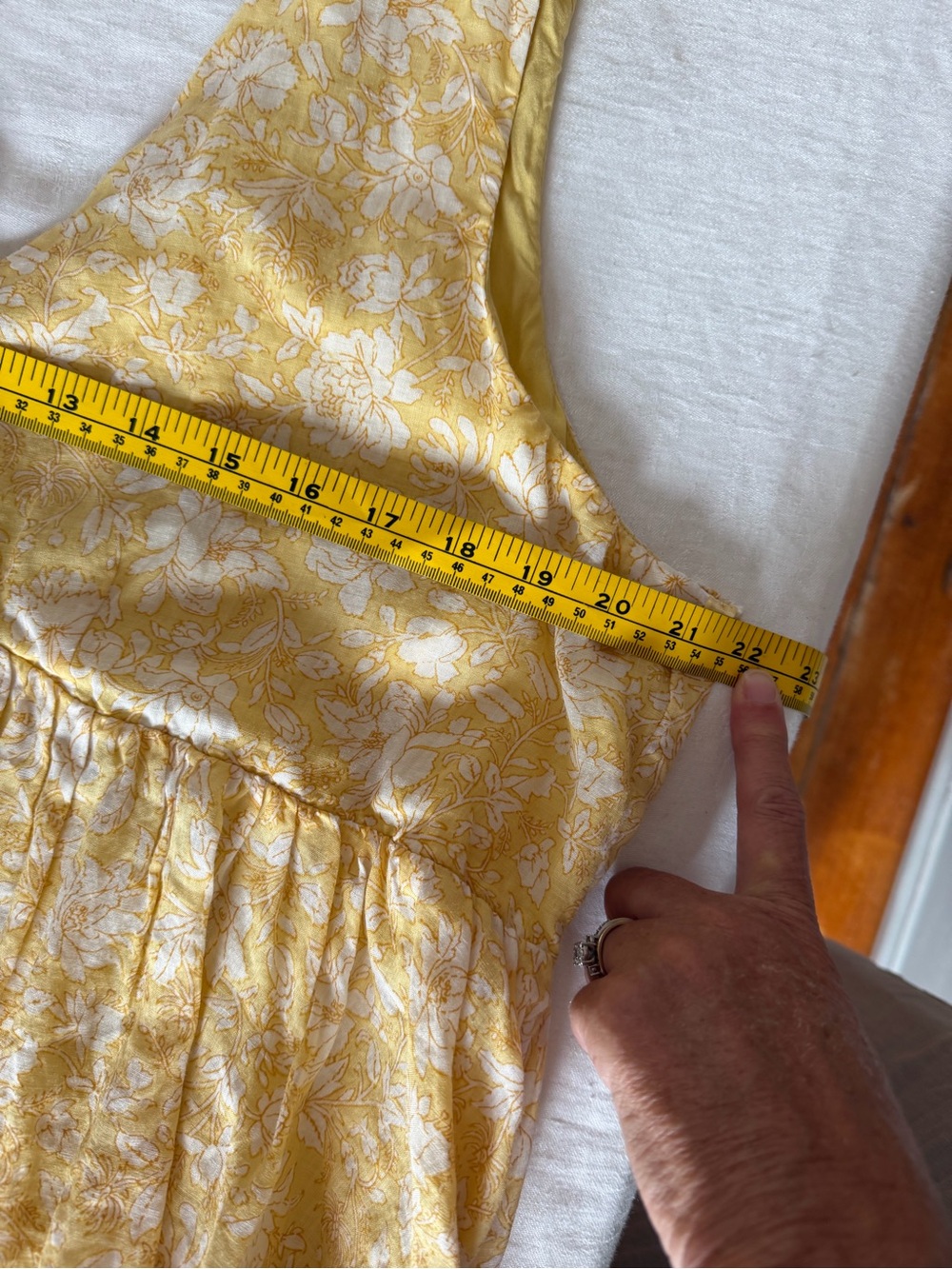 Women’s J Crew Swingy Lined V neck Mini Dress Yellow Floral Hidden Zip Size XL - Picture 10 of 12